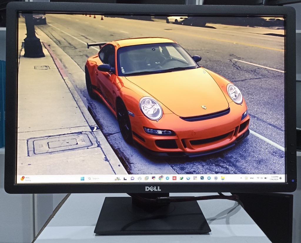 مانیتور DELL P2213